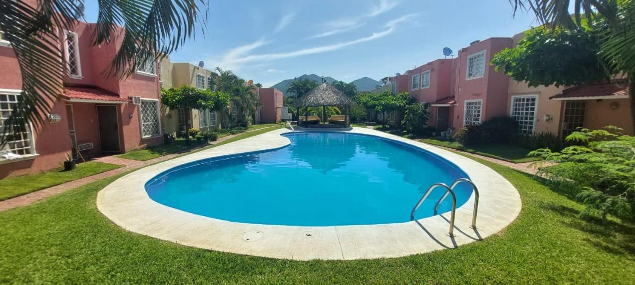 "Ximi Y Samy Home" Casa Con Alberca アカプルコ エクステリア 写真