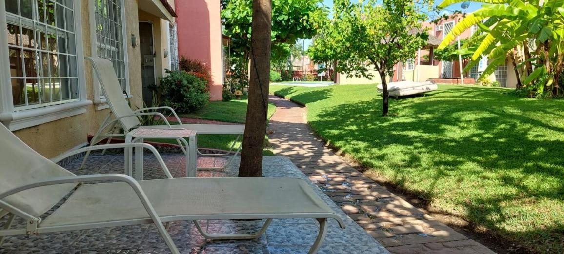 "Ximi Y Samy Home" Casa Con Alberca アカプルコ エクステリア 写真
